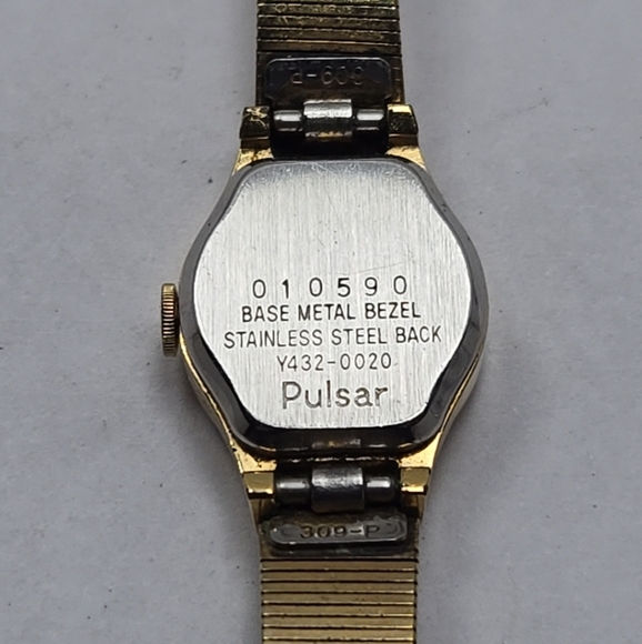 Womens Vintage Pulsar Gold Tone Quartz Watch V432-0020 New Battery - Picture 11 of 11